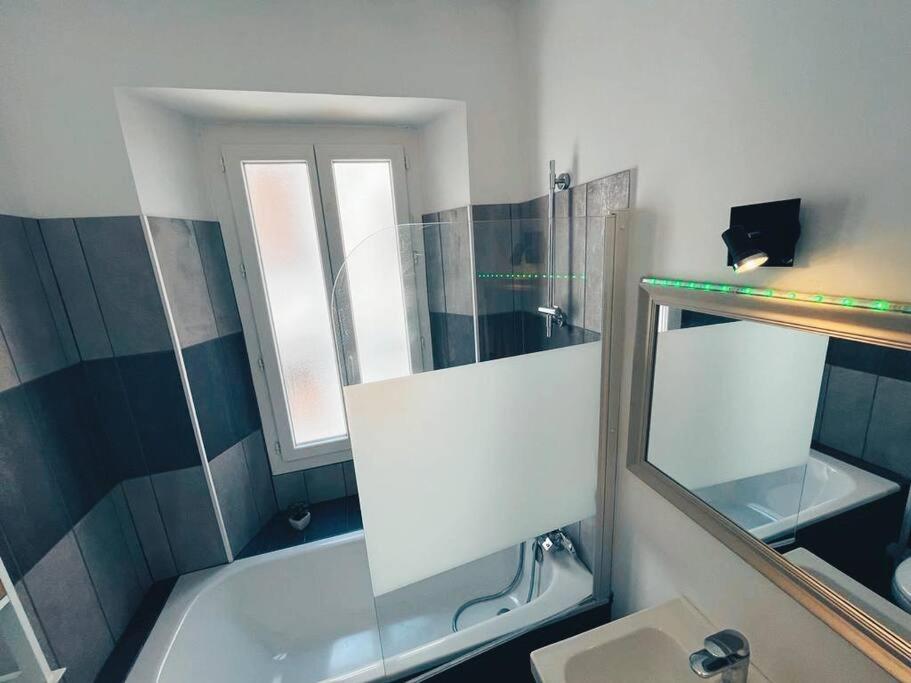 Grand Appartement Cosy Lumineux Сен-Максимен-ла-Сент-Бом Экстерьер фото