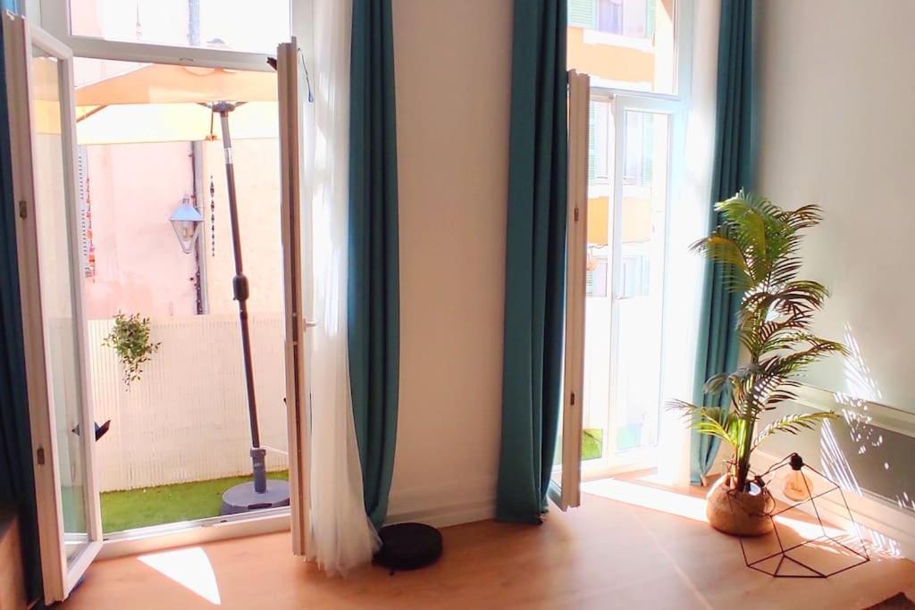 Grand Appartement Cosy Lumineux Сен-Максимен-ла-Сент-Бом Экстерьер фото